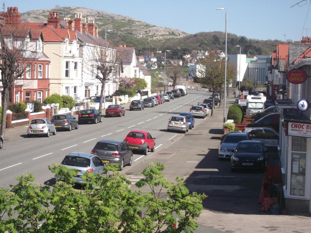 The Tilstone Guest House Llandudno Oda fotoğraf